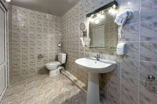 Гостиница Черное море Анапа Семейный с видом на море-9